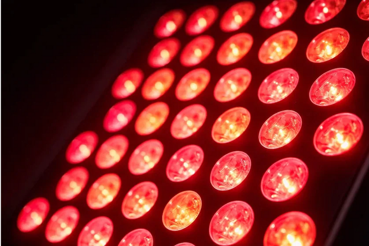 Rödljuspanelen i detalj